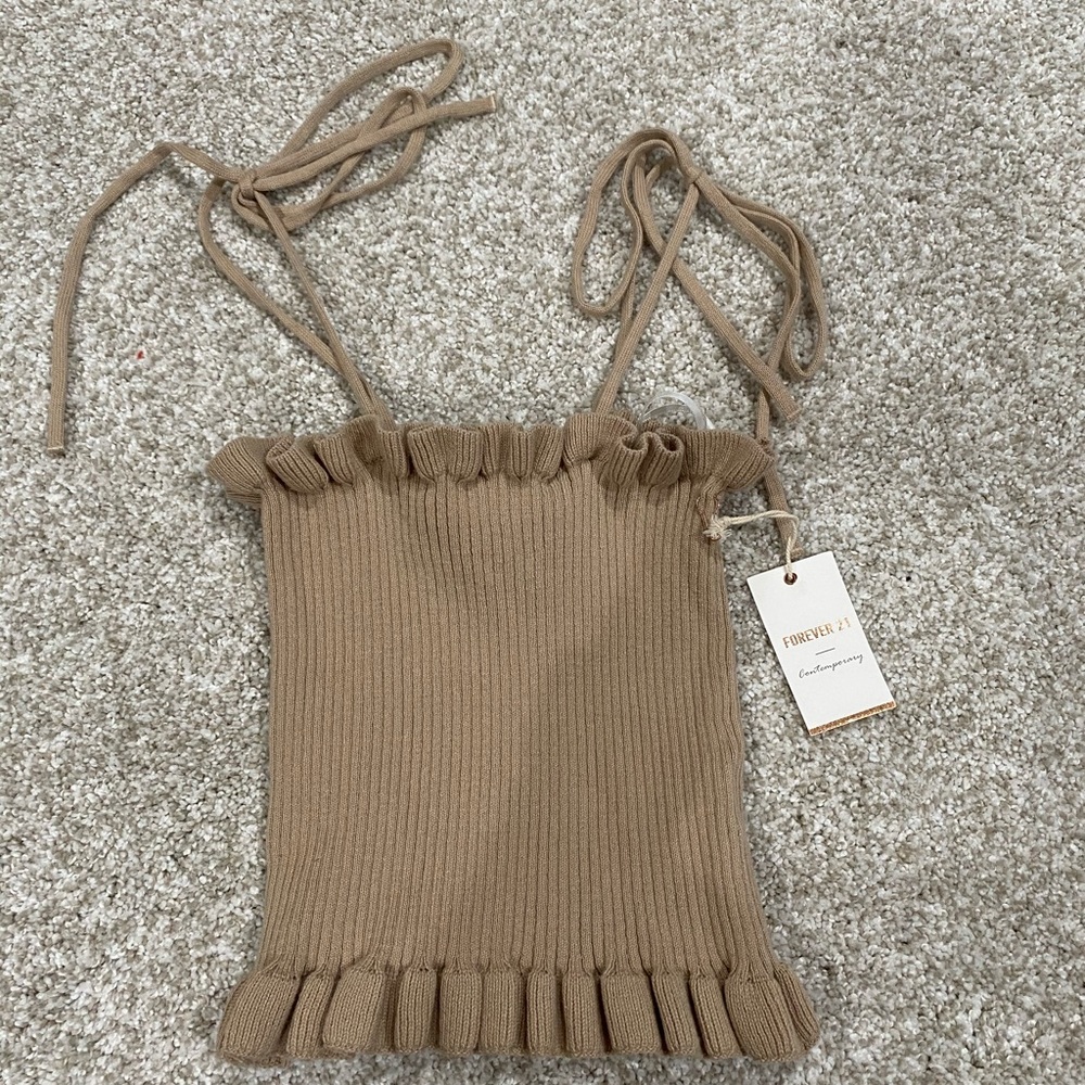 Sweater Knit Ruffle Top (Medium) NEW